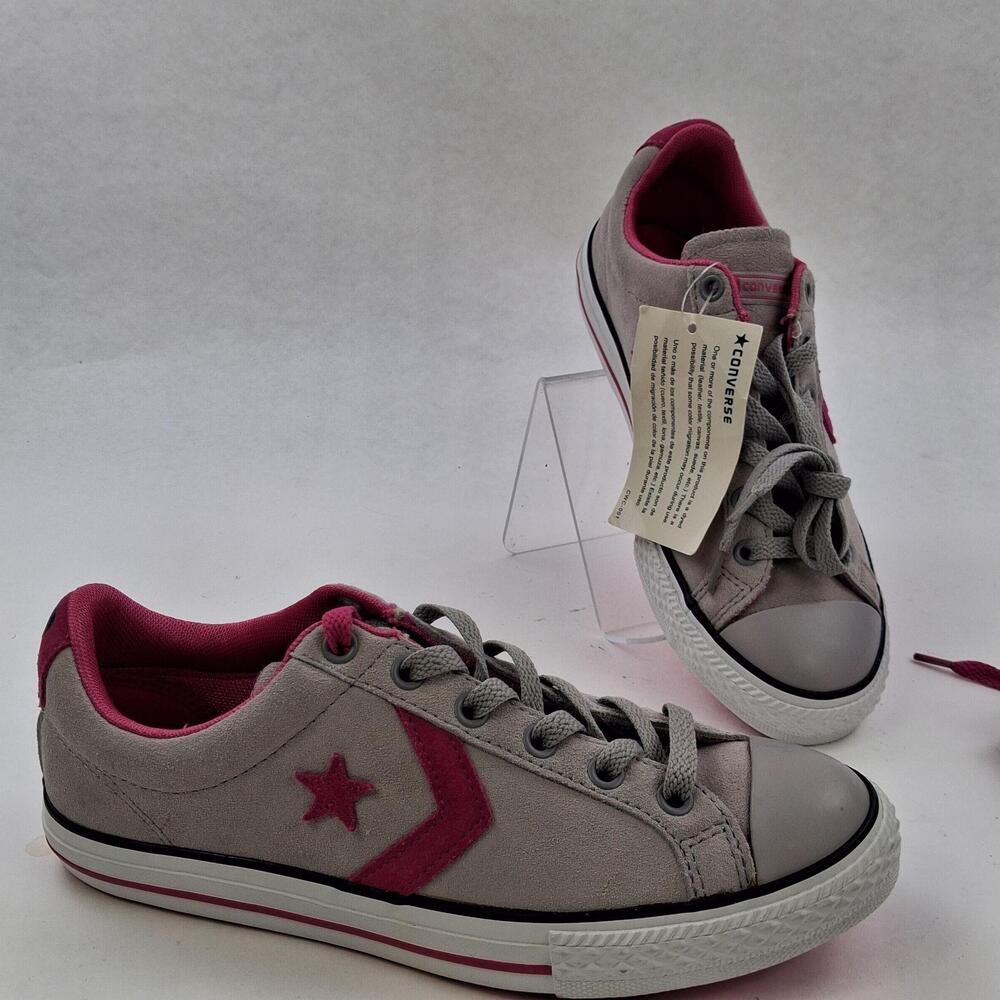 Converse Size 5 Gray Pink All Star Leather Low Top Sneakers. New w/small defect